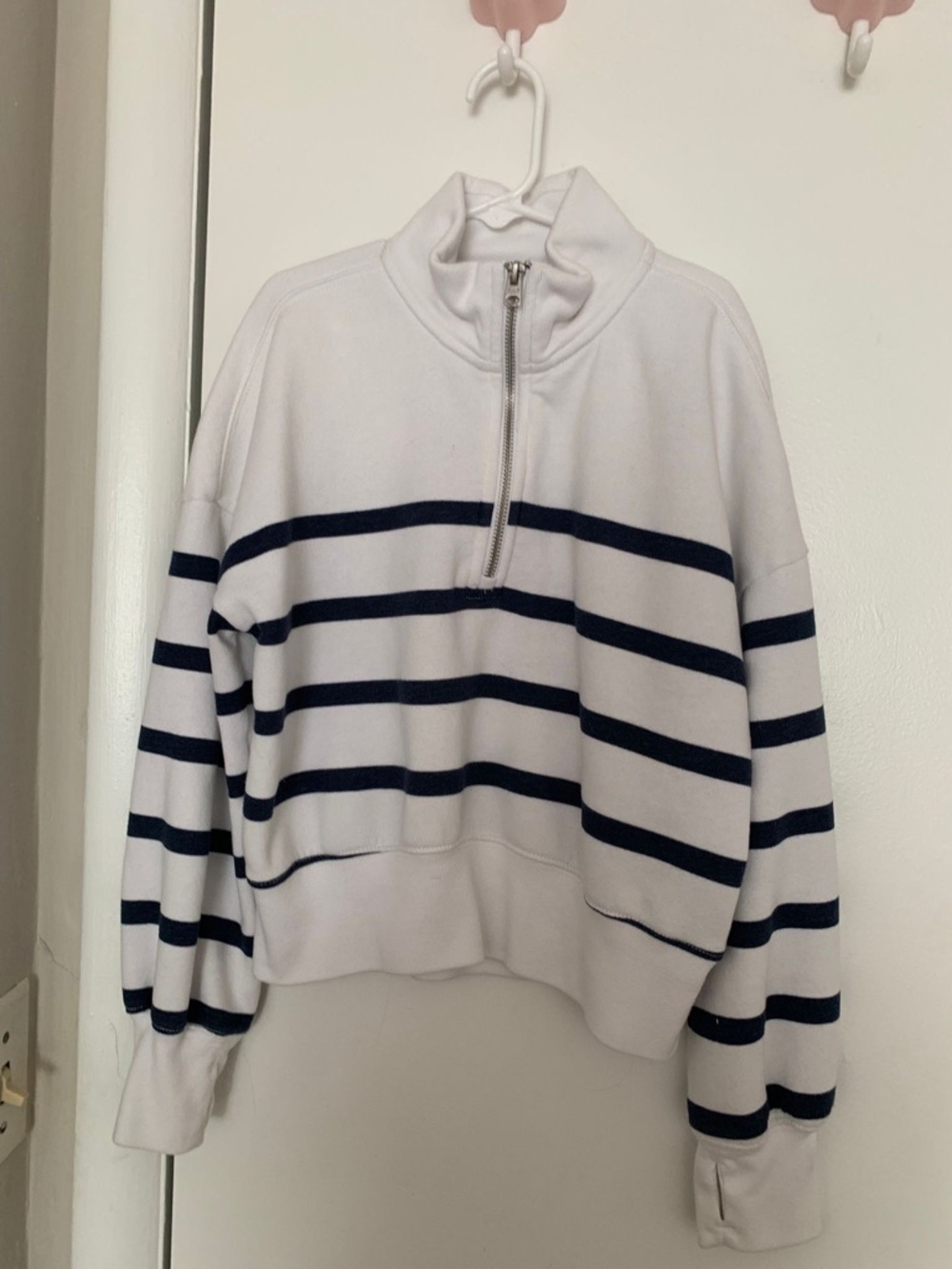 abercrombie kids White Pullover Label Detail